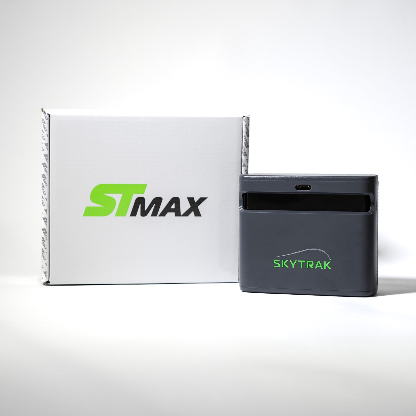 Skytrak ST MAX Golf Launch Monitor